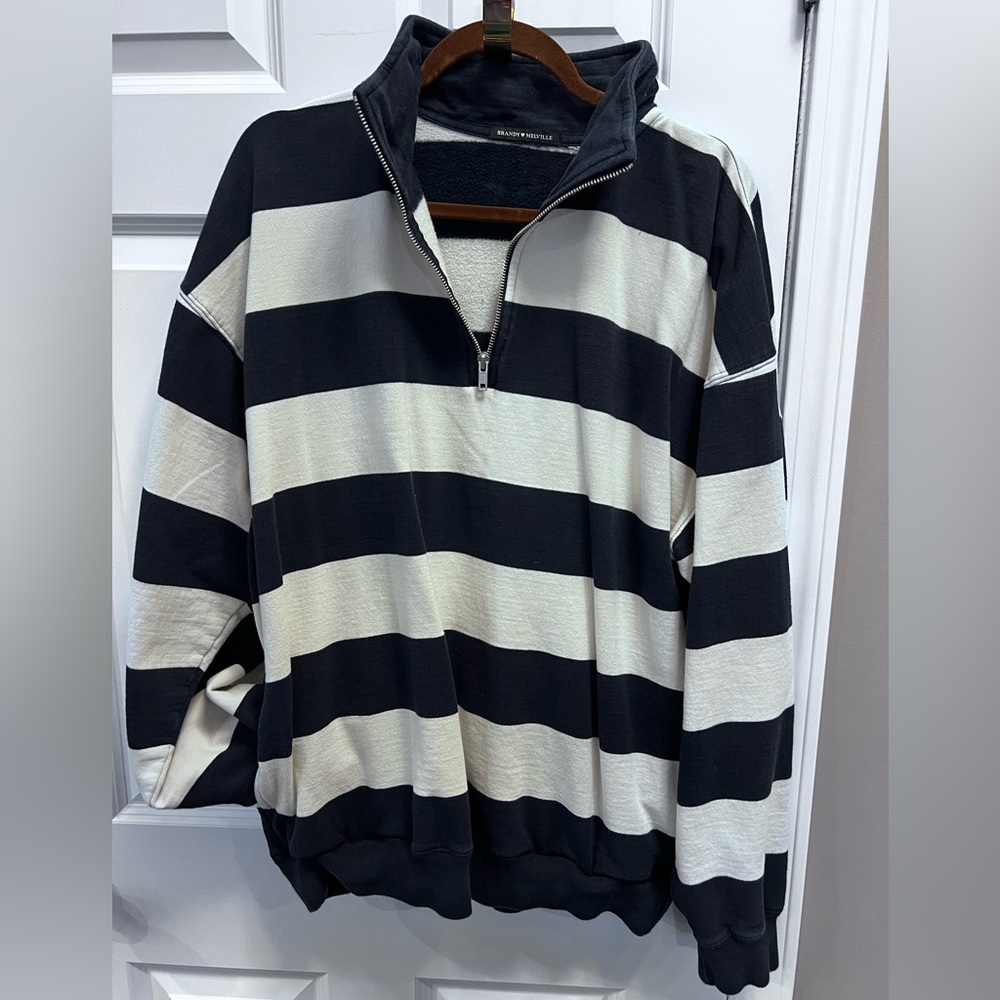 Brandy Melville, oversized, striped sweatshirt, pockets, and zip up collar.